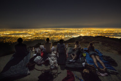 veganxgoddess:  frockled:  zachattackrules:  Last night we camped out on a giant disc structure on top of a mountain that overlooks all of Los Angeles county. It was a good night.  Wow   i wanna be there so bad