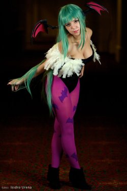 sharemycosplay:  Bunnyayumi with an awesome Morrigan #cosplay! #darkstalkers #capcom #videogames http://bunnyayumi.deviantart.com/http://www.facebook.com/pages/Bunny-Ayumi/385046481509451 Need links to our social media sites? http://www.sharemycosplay.com
