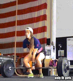 aiming-for-godlike:  onlyfitgirls:  Krystal Cantu: New PR! 120lb squat clean.  What a badass! 