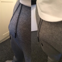 afluffyunicorn10:  Not shorts related but we can all appreciate some sweat pants bulges here and there