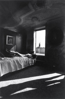 last-picture-show: Lucien Clergue, Palazzo Brandolini, Venise, 1979