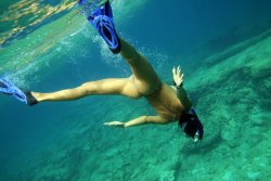 Underwater Nudes