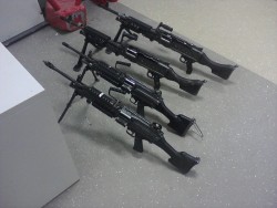 dappersapper:  Here, have a picture I took of a couple M249 SAWs and M240B machine guns.