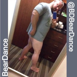 texasbeefmark:  bdbeardance:  One more for the spank bank  Pantless Friday request 
