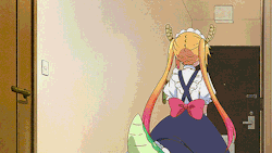 dfordragos:  da-moose-mcgillycuddy: This is the motivation Tohru! Reblog her in thirty seconds and she will help you get through the rest of the week!  I’ve reblogged this a number of times..But here, have more motivation Tohru!