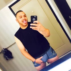 straightdudesexting:  Oscar|24|Bi|Horny😉|Latino From Ca, Horny All The Time🍆💦, Love Jacking Off My Uncut Dick🍆 &amp; Busting A Big Load💦. Here To Have A Fun Time So Hmu🙊👍🏾 Reblog &amp; Share👍🏾 Hope You Like What You See👀 Follow