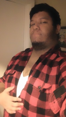 anarchy-dj:  I was doing a clothes montage trying to find the right style for me. Gay Lumberjack just doesn’t go good with the Texas heat. It already gave me tanlines. 😂