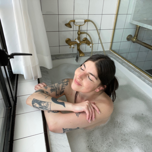 coalescent-space:Throwback to that time I was living my best life in a tub full of flowers.