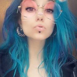 Fokin sass #o0pepper0o #piercedgirls #canadian #punky #punkchick #00ga #bluehair