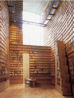 embergale:  bibliotheca-sanctus:    Shiba Ryōtarō Memorial Museum Library in Higashiosaka, Japan     @xanelen 