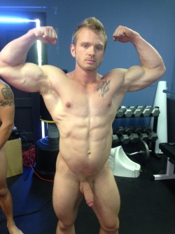 sexytenor01:  instagasm:  Woof  Loving this thick cock!  Mmmm!