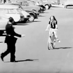 framboisedorleac:  Françoise Dorléac having a trouble with a police officer, Saint Tropez, 1966. 