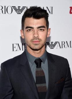 Joejonasmusicfr:  Joe Jonas Attends The Teen Vogue Young Hollywood Party On September