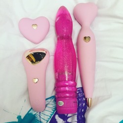 daddysmagicalgirlprincess:  My collection of pink toys (I’ll take a picture of my purple toys as well soon)   From left to right  Heart pantie vibrator set (great for teasing in public) Pink dildo  Pink heart wand   All from Ann Summers 