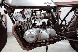 wildbutgentleman:  collectori:  ‘81 Honda CB750 – deBolex Engineering    Wild but Gentleman