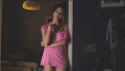 mookie-is-mindless-for-girls:  afro-orgasm:  Nathalie Emmanuel (Missandei from Game of Thrones)  ha babe id soo do that to you.  Really?? Omg yess