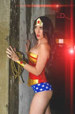 demonsee:  Wonder Woman  Cosplayer: Jenifer Ann * Photographer: David Tucker 
