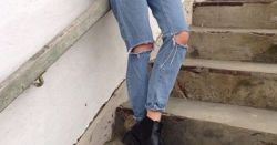 Just Pinned to Ripped jeans:   http://ift.tt/2iebaSa