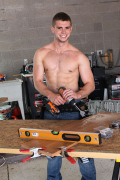 lilgayredneck:  Look at his tools porn pictures