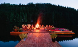 ’Tis the season &hellip; for dock parties!