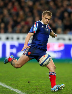 scally69:  For all you hunk lovers out there just had to show you my gorgeouse sports hunk of the month the incredible sexy French rugby player Jules plisson