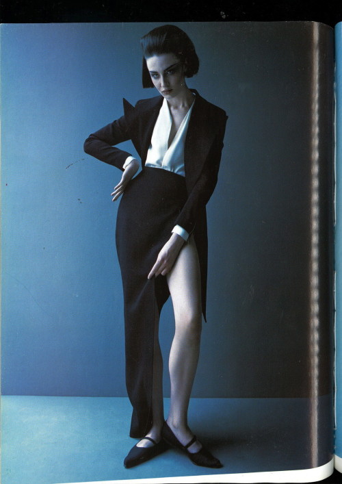 thedoppelganger:  Yohji YamamotoMagazine: Vogue Paris ca. 1990s Model: Erin O’Connor  