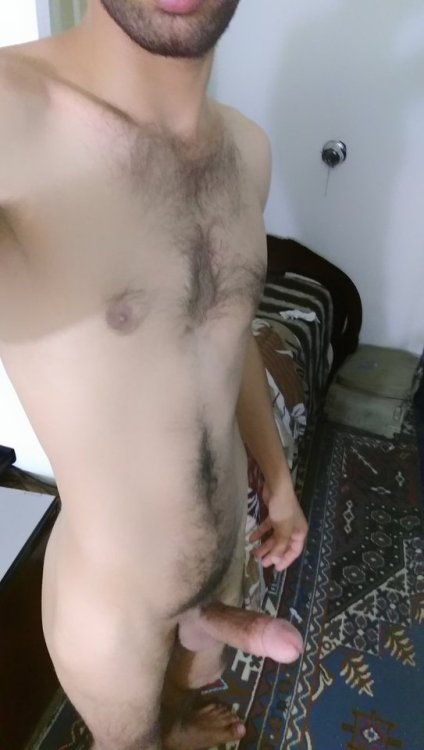 roaminfan-two: Terribly exciting Arab guy porn pictures