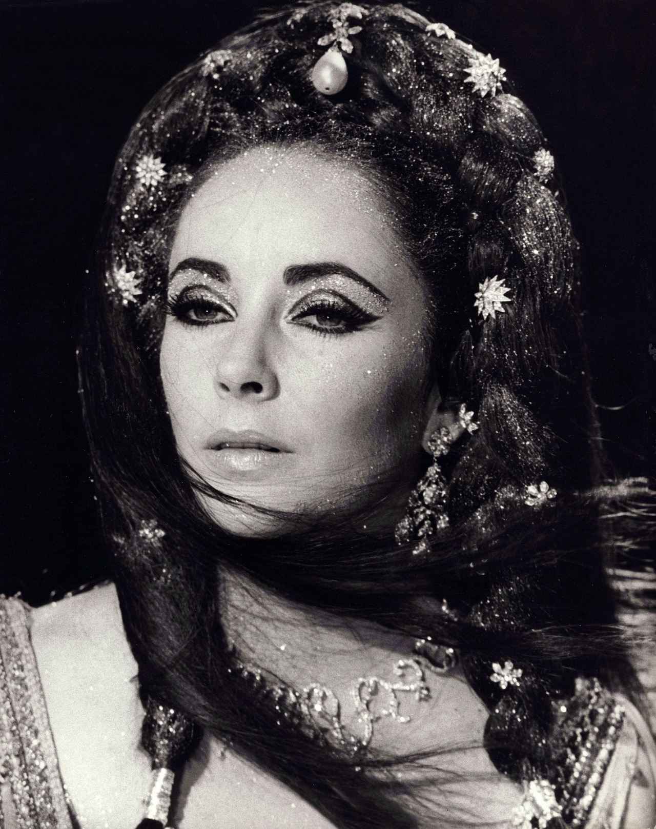 Liz, Doctor Faustus, 1967