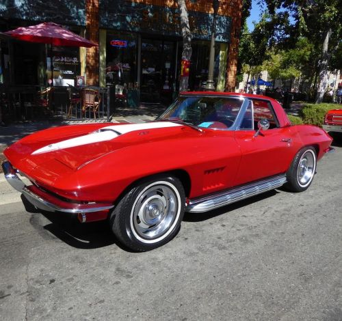 raydarmagdave:  #chevy #corvette at the Altamont Cruisers Nostalgia Days Show 9/25/22 in Livermore  (at Livermore, California)https://www.instagram.com/p/CkbM5ssLiFs/?igshid=NGJjMDIxMWI=