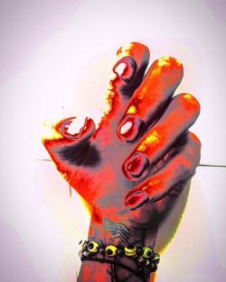 Zombie fist of god!!!!  #zombie #pepsi #vynl  #pizza #frenchfries #chickenbaconburger  https://www.instagram.com/p/BxGGryUFy1J/?utm_source=ig_tumblr_share&amp;igshid=k0lofk9iegfp