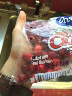 birdyally:fitstrudel:  memeguy-com:  Did someone violate my cranberries   If I could just get nutrients fucked into me that would make life way easier.  gettin that Vitamin D kno what im sayin