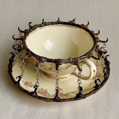 randomitemdrop:steampunktendencies:“Teacup in Chains” by glenmartintaylor Item: well obviously something bad happens if someone was to drink out of this cup…but what???