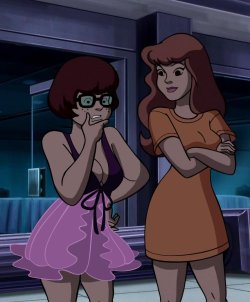 bigbrotheruchiha:  iwannabeadored:  futchgirl:  scottbaiowulf:  jamaicanamazon:  I see you Velma  Dan Velma your Jinkie s  damn stop focusin on the titties and more on the fact that theyre sharing pjs and r thus lesbians   oh SHIT  So Velma can’t be