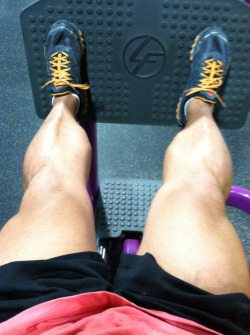 fjguy007:  Working like crazy to build a better body  Damn you have some great legs, you certainly don&rsquo;t skip leg day!