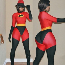 letmehithat:  00incognegro:  justmelvin:  blackcosplay:  Mmm-hmmm,  mmmmmm-hmmmmmm…  My thoughts exactly fam.  Well enjoy.   @lovelynicocoa Ms THICCREDIBLE 😂😂😂 If she’s fighting you what’s your super hero name?? Drop it 👇🏽 #incredibles