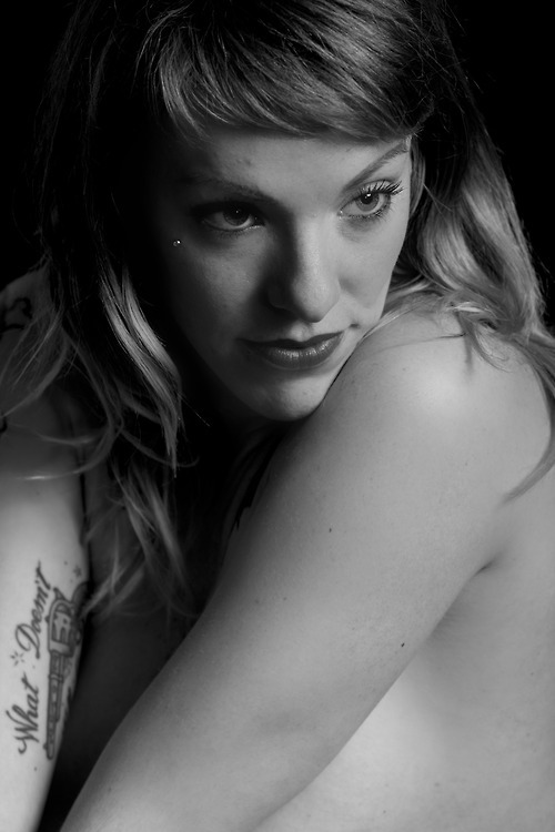 XXX Stronger - Rachel Lynne Photographer: MExclusive photo