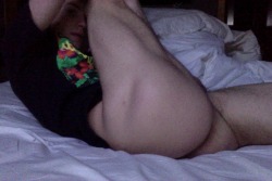 trjoel:  getting in that v-day position
