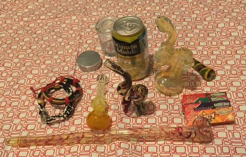 XXX reeferkitten:  Giveaway includes:two bubblers pipe 12 photo