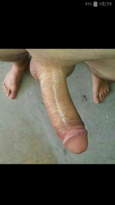 loosekid34:  Who wants this sexy cock deep