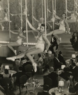 hoodoothatvoodoo:  Show Girls From Sidney Lansfield’s ‘King Of Burlesque’ 1936 