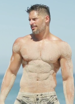 theconsolidator:  tapthatguy-x-version:  Who likes the SALT-N-PEPPER Alcide?    Follow The Consolidator.