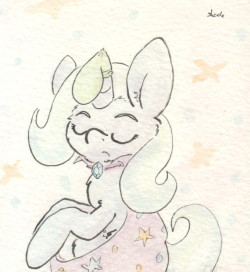 slightlyshade:“Of course the Great and Powerful TRIXIE can look fabulous with one sock!”x3