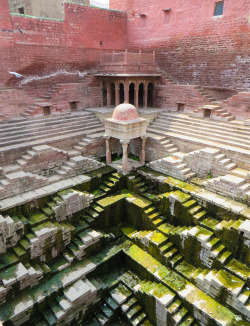 indiaincredible:  Step-wells in India by Victoria Lautman 