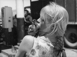 missbrigittebardot:  Brigitte Bardot and the little duck she adopted on the set of “Viva Maria”, 1965 