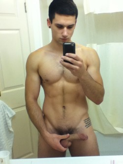 undie-fan-99:  freshie:  Attempting to curate the best of tumblr one reblog at a time…  Naked Anthony Romero