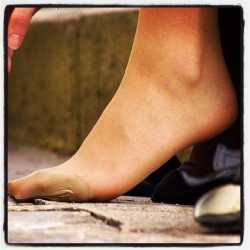 #Sexy #Voyeur #Feet #Feetfetish #Fetichiste #Pied #Hose #Tights #Nylon #Stocking