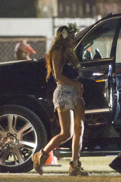 beyoncefashionstyle:    Beyonce at Coachella