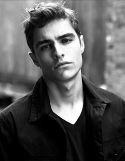 sincerelyhappines:  sincerelyhappines:  avocae:  crazeist:  wallflowerspower:  Dave freakin Franco  my bby, i couldn’t scroll past without reblogging you :*  Think I just died  (via TumbleOn)  (via TumbleOn) 