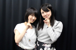 The 3rd episode of the “Attack on Titan: Junior High After School Radio” program featured    Saki Fujita (Ymir) with Mikami Shiori (Krista/Historia) + Hashizume Tomohisa (”DJ Bertholt&quot;) with his usual segment!More images from current and past