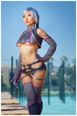 kamikame-cosplay:  Irma from Queen’s Blade